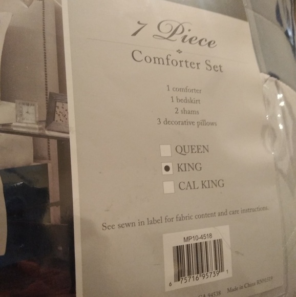 🛑🛑SOLD🛑🛑Madison Park Blaire 7Pcs King Comf Set - Picture 8 of 8